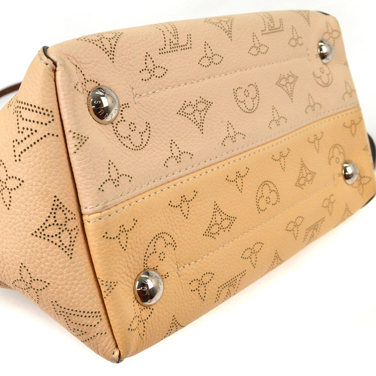 Louis Vuitton Hina Handbag Mahina Leather, BEIGE, LEATHER, Tote bag