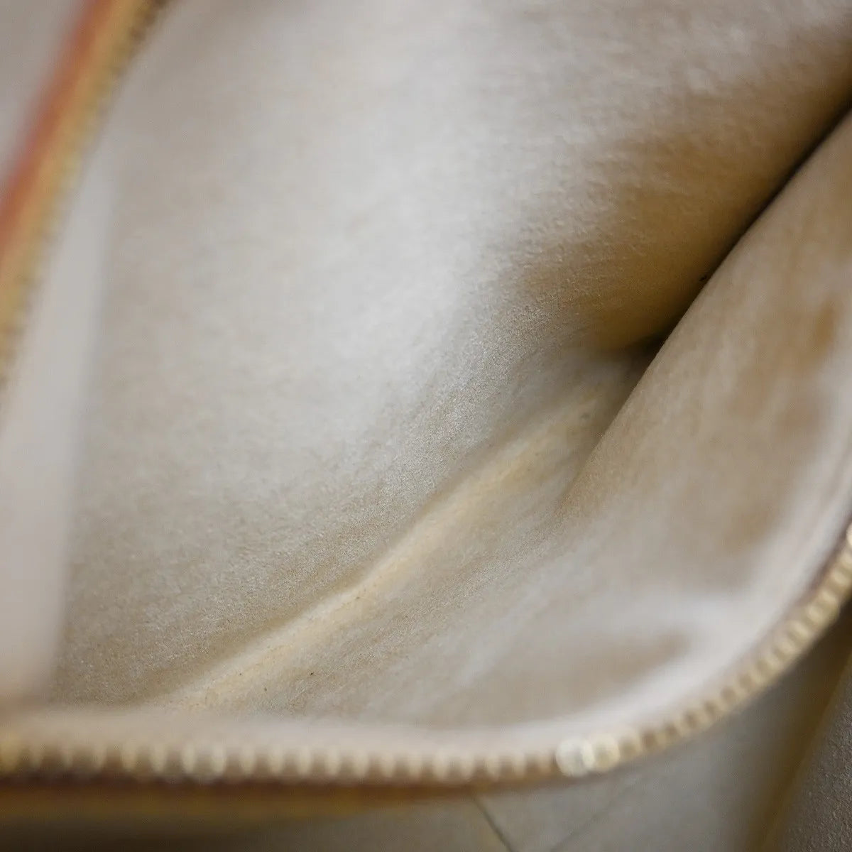 Louis Vuitton Monogram Looping Monogram Canvas, Brown, Canvas, Shoulder Bag