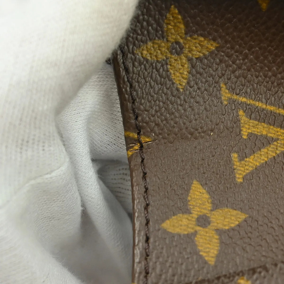 Louis Vuitton Poche Documents Monogram Canvas, Brown, Canvas, Clutch