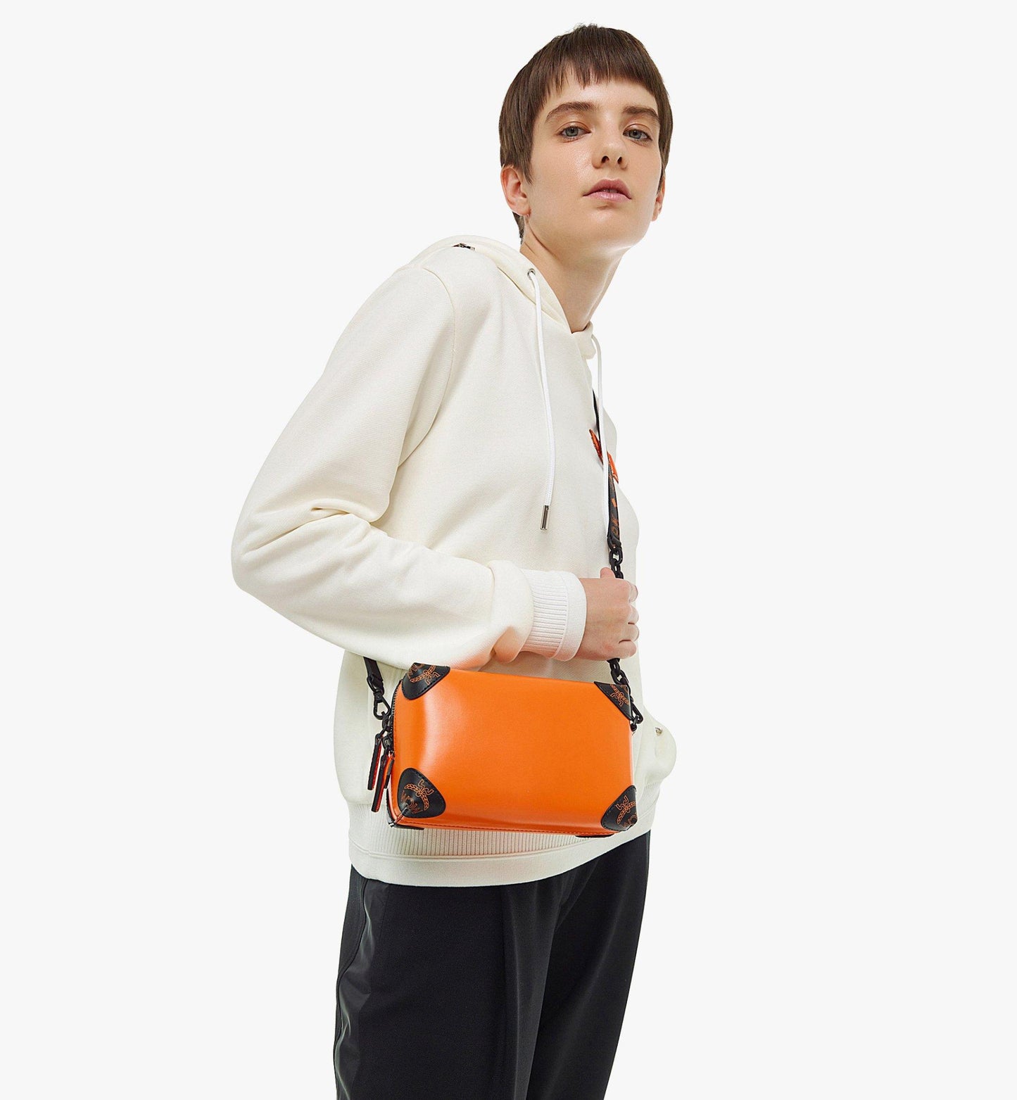 MCM SOFT BERLIN BOX CROSS MINI PER. ORANGE