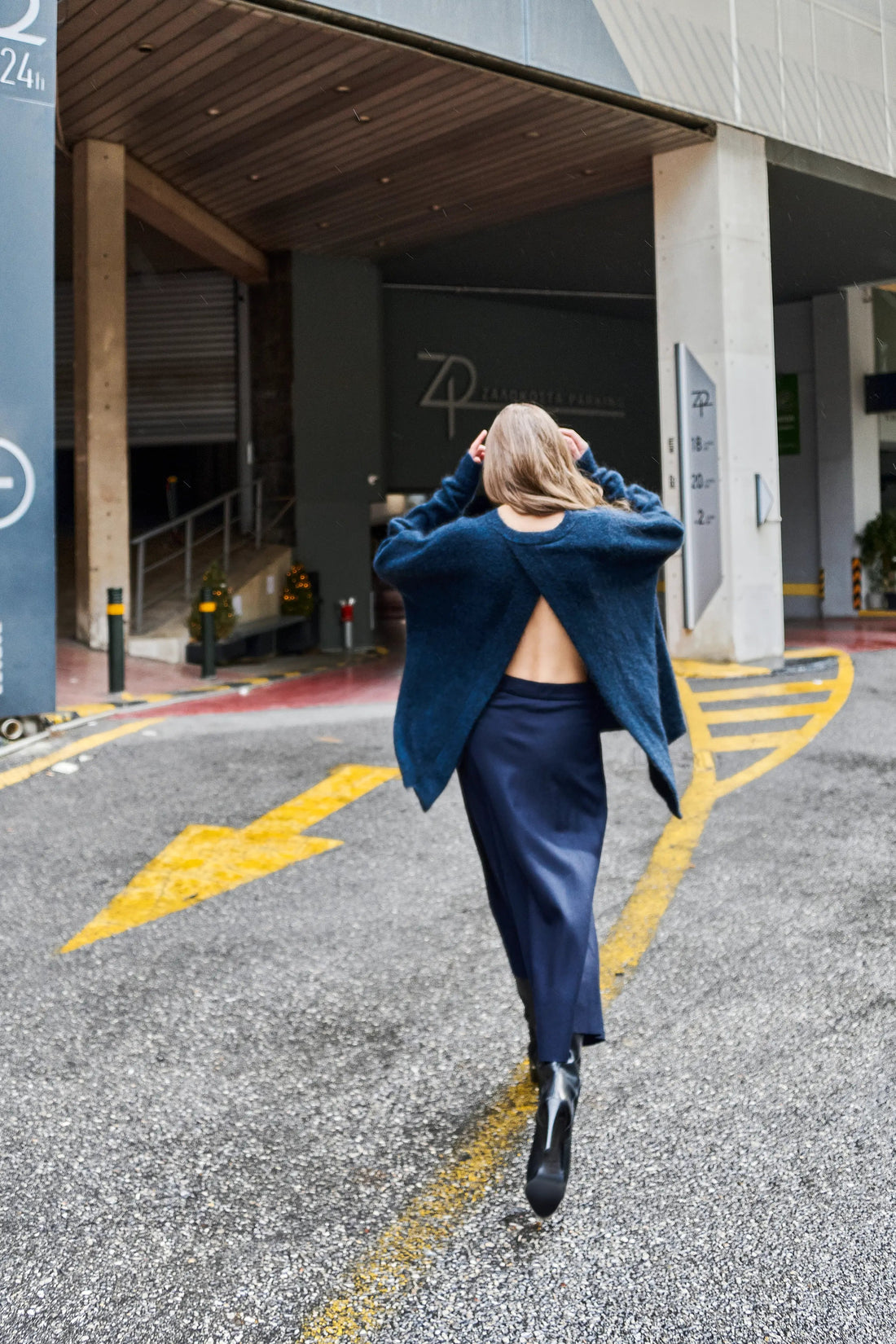 How to dress like a Parisian - Brandsamsara