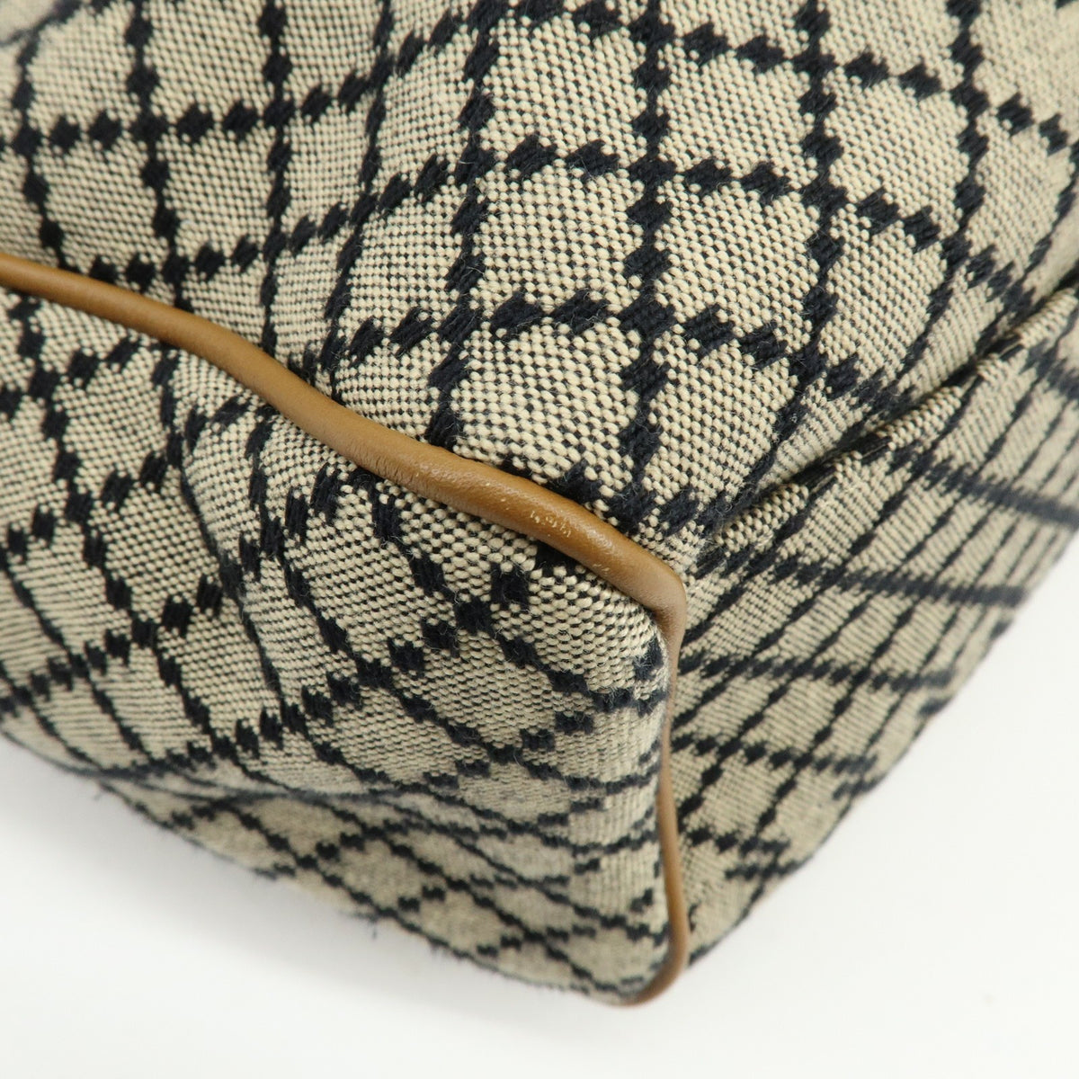 Gucci Sukey Microguccissima Leather, Beige, Canvas, Tote Bag