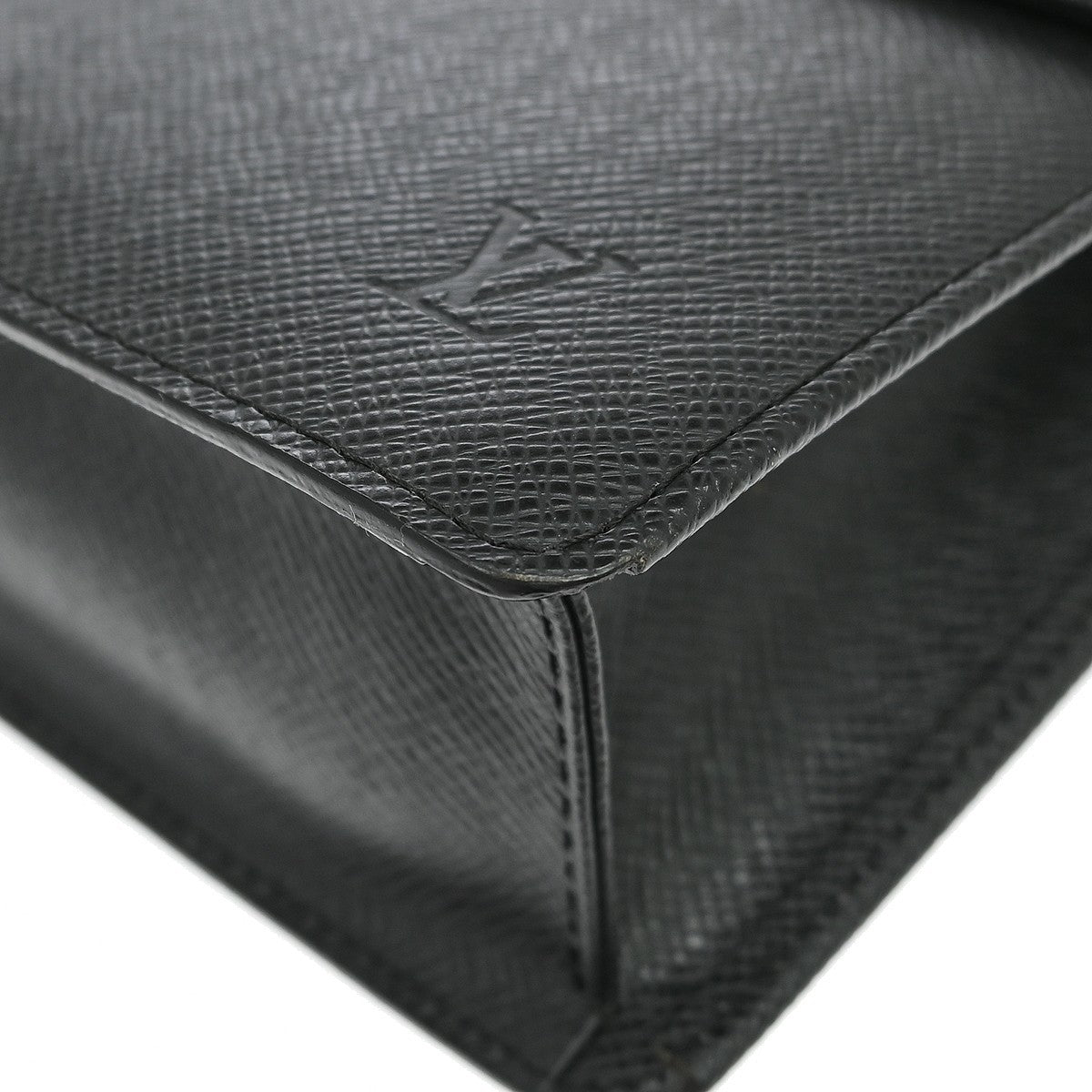 Louis Vuitton Selenga Pochette Taiga Leather, Black, Leather, Clutch