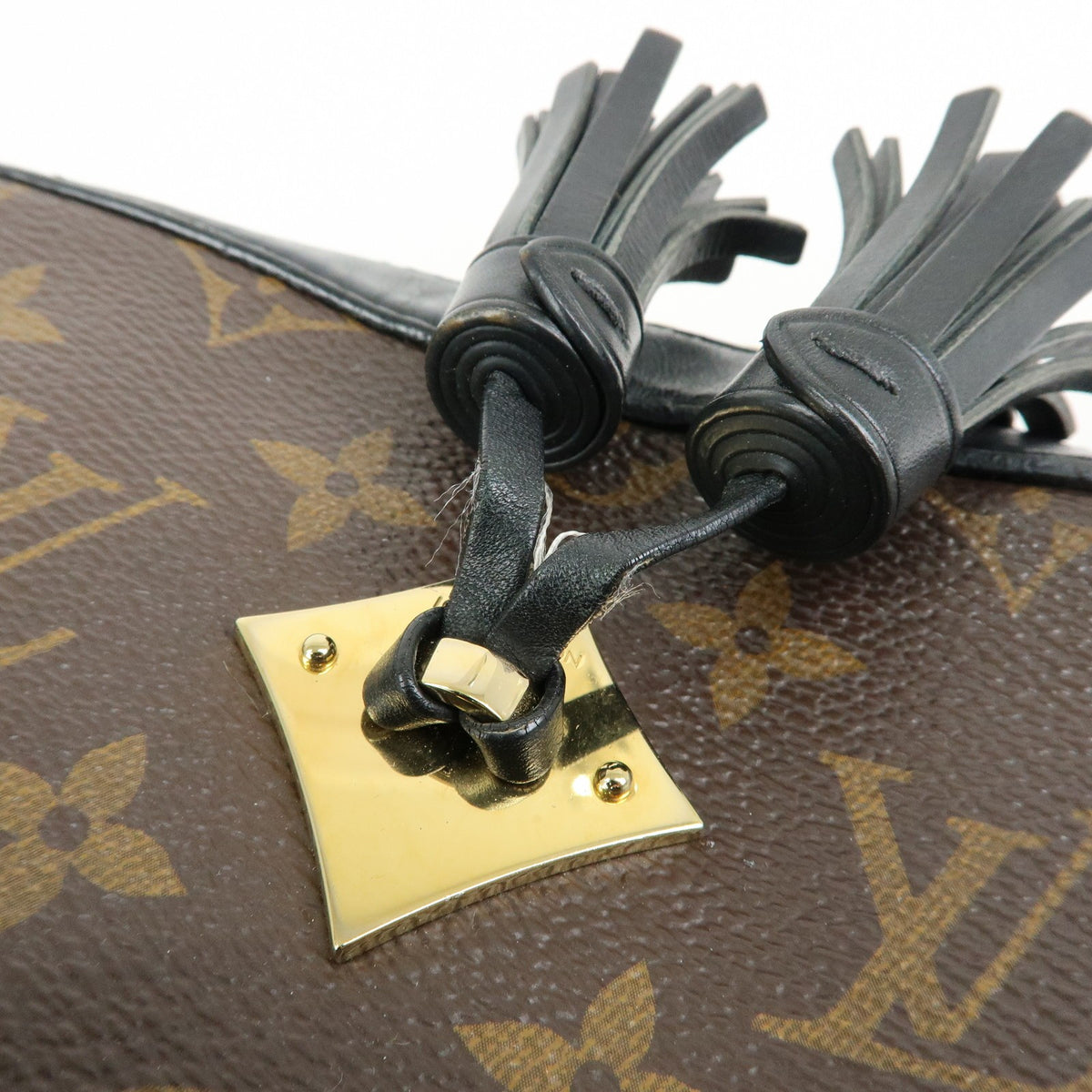 Louis Vuitton Saintonge Monogram Canvas with Leather, Brown, Canvas, Handbag