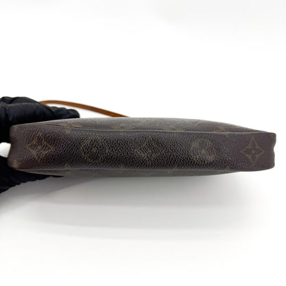 Louis Vuitton Louis Vuitton Monogramme Pochette Monogramme Canvas, Brown, Canvas, Clutch