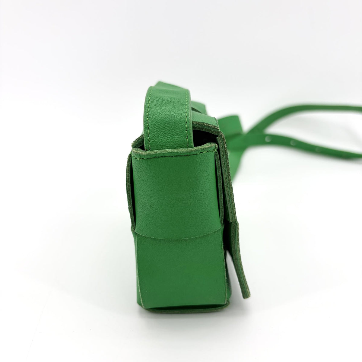 Bottega Veneta Cassette Maxi Intrecciato Leather, Green, Leather, Crossbody Bag