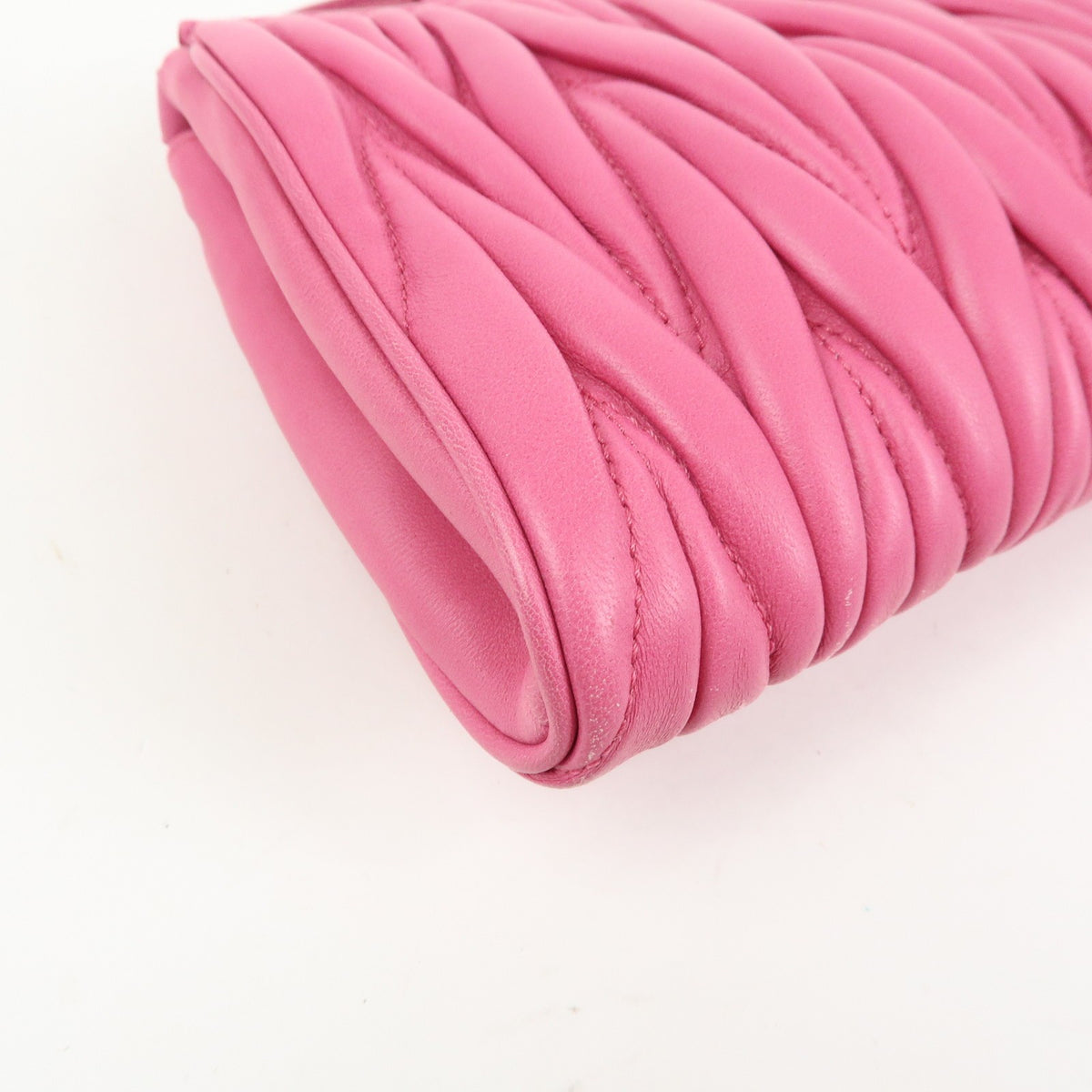 Miu Miu Zip Wristlet Matelasse Leather, Pink, Leather, Clutch