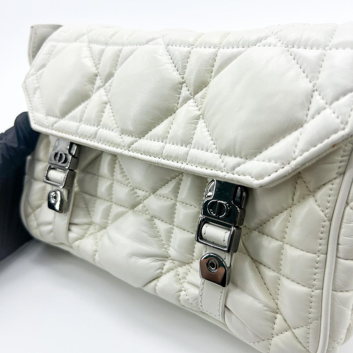 Christian Dior Diorcamp Messenger Padded Macrocannage Quilt Calfskin, White, Leather, Shoulder Bag