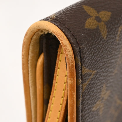 Louis Vuitton Twin Canvas, Brown, Canvas, Clutch