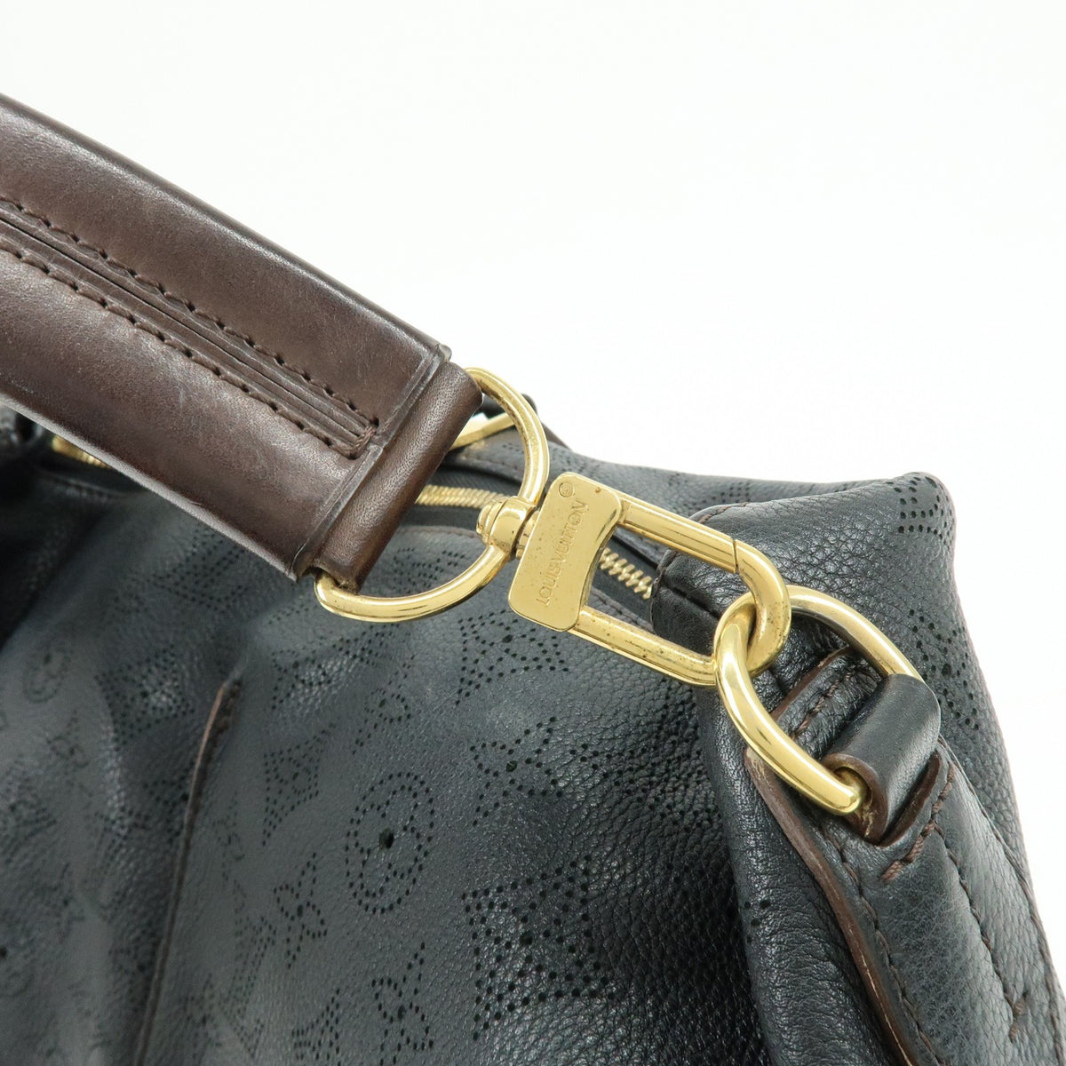 Louis Vuitton Selene Mahina Leather, Black, Leather, Handbag