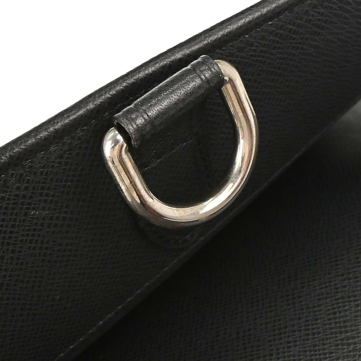Louis Vuitton Andrei Messenger Taiga Leather, Black, Leather, Shoulder Bag