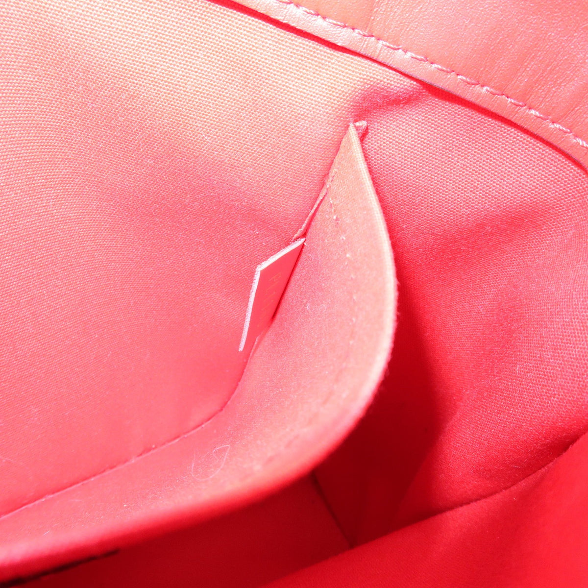 Louis Vuitton Montaigne Monogram Vernis, Red, Patent Leather, Handbag