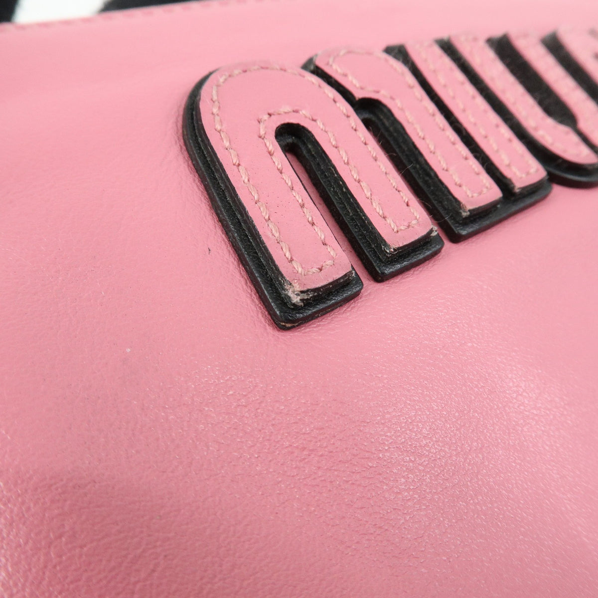 Miu Miu Logo Chain Clutch Shearling, Pink, Leather, Clutch