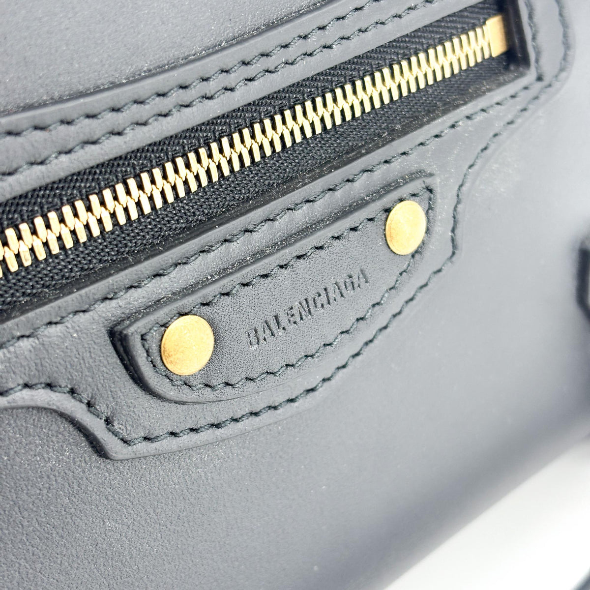 Balenciaga Neo Classic City Leather, Black, Leather, Handbag
