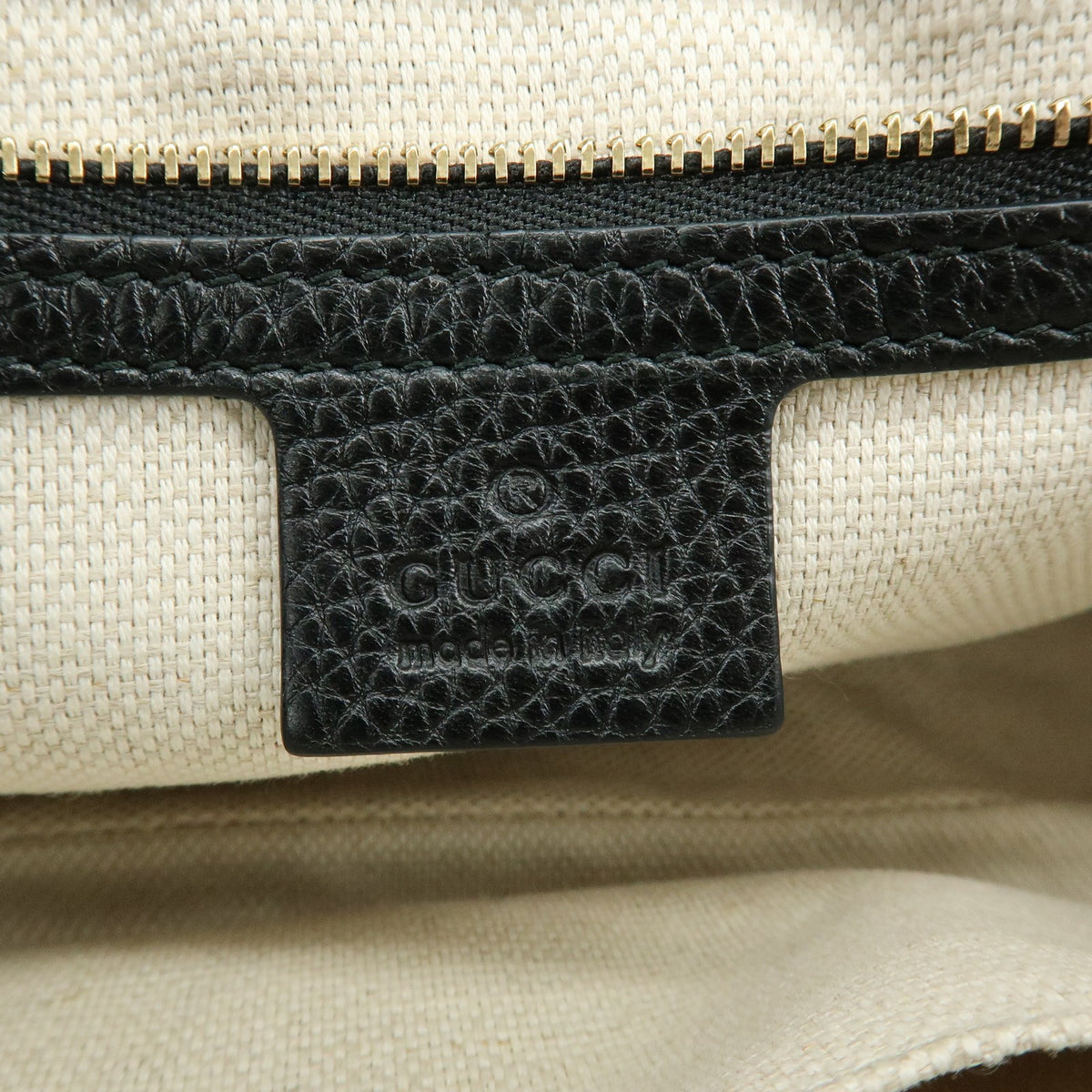 Gucci Soho Chain Leather, Black, Calfskin, Crossbody Bag