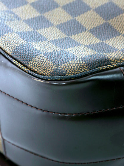 Louis Vuitton Bastille messenger damier Damier, Brown, Canvas, Crossbody Bag