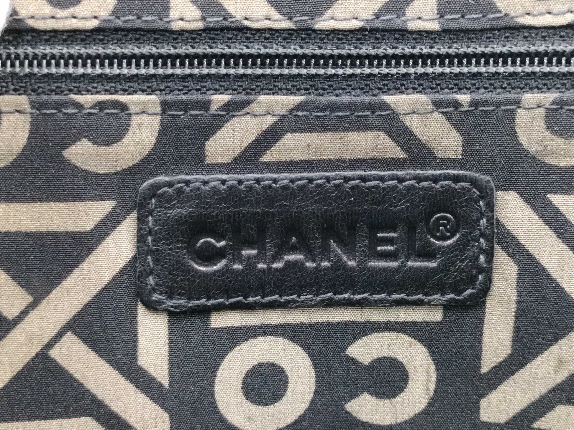 Chanel Chocolate Bar Accordion Reissue Flap Bag Quilted Lambskin with Patent, BLACK, LEATHER, Shoulder bag