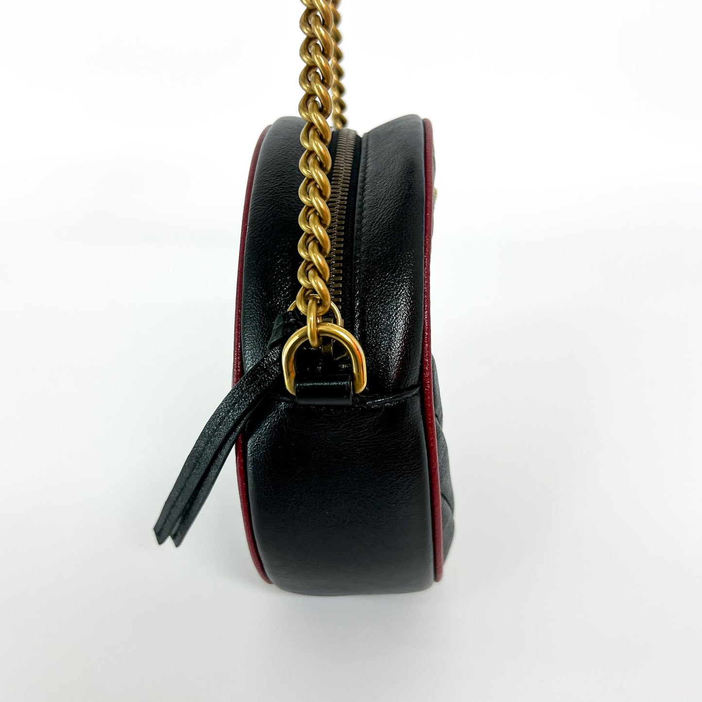 Gucci GG Marmont Round Matelasse Leather, Multicolour, Calfskin, Shoulder Bag