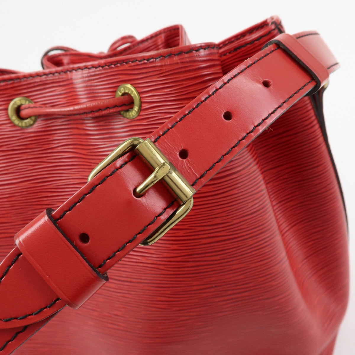 Louis Vuitton Petit Noe Epi Leather, Red, Leather, Handbag