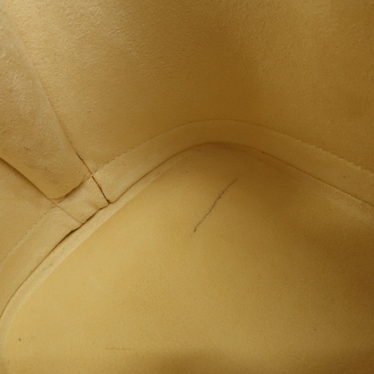 Louis Vuitton Alma Epi Leather, Beige, Leather, Handbag