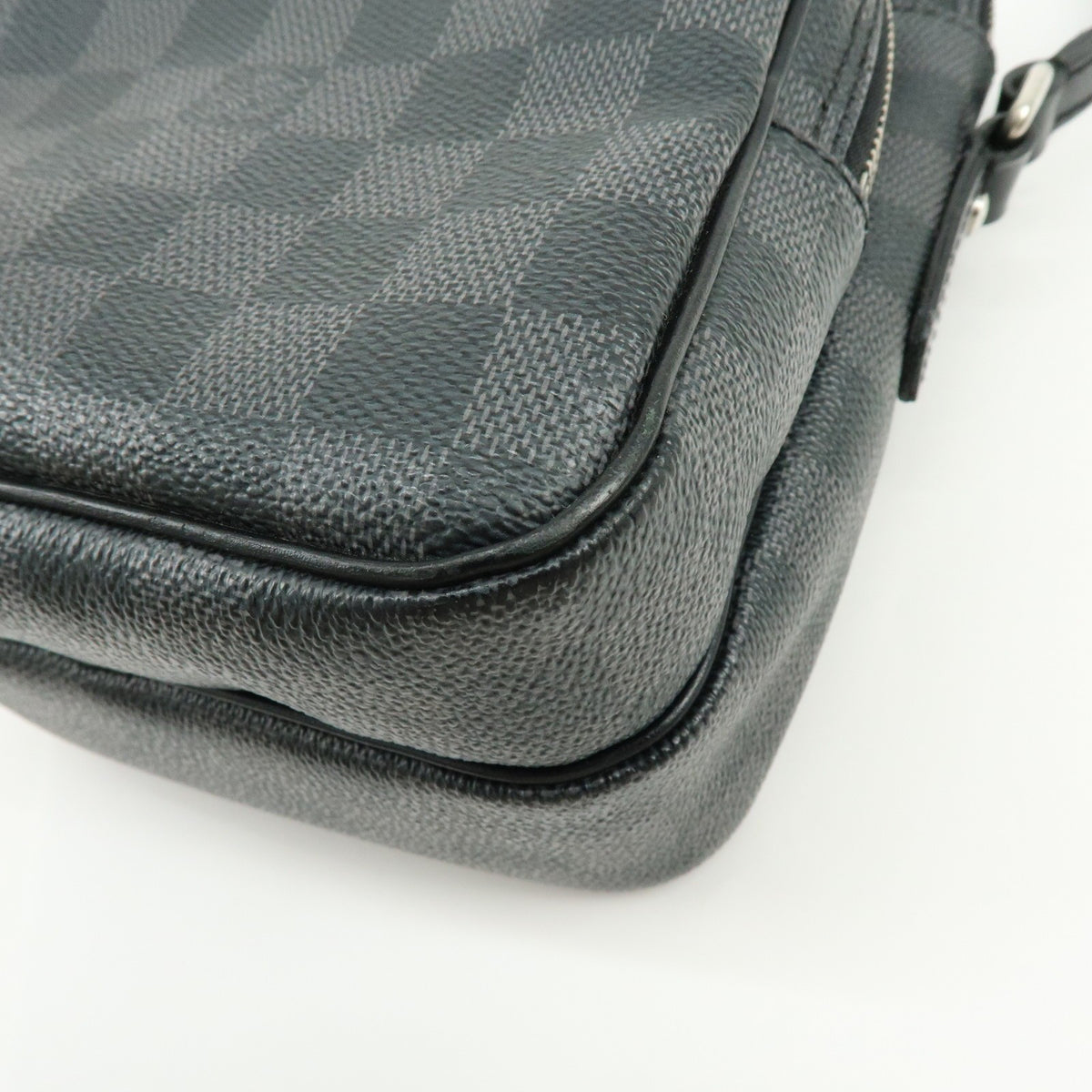 Louis Vuitton Rem Damier Graphite, Black, Canvas, Handbag
