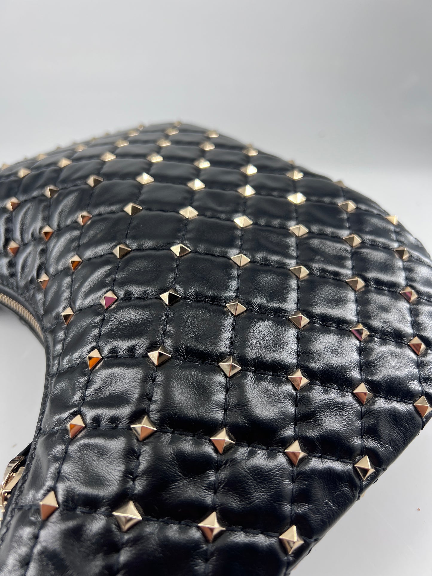 Valentino Garavani Rockstud Bow Double Zip Wristlet Clutch Leather, BLACK, LEATHER, Clutche & pouche