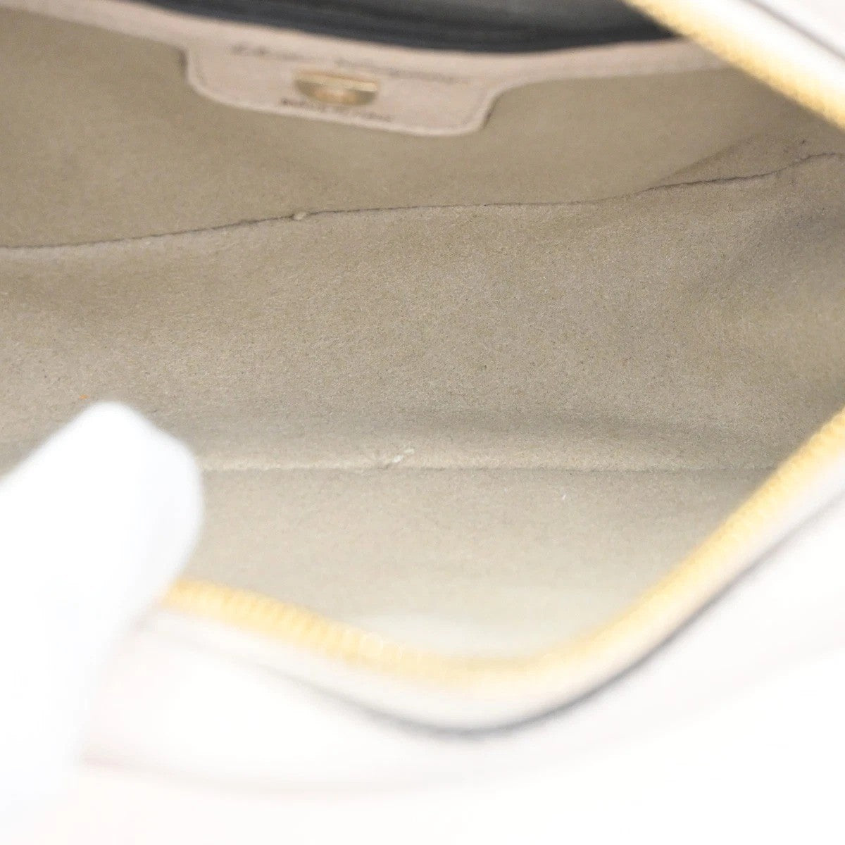Salvatore Ferragamo City Camera Leather, White, Leather, Handbag