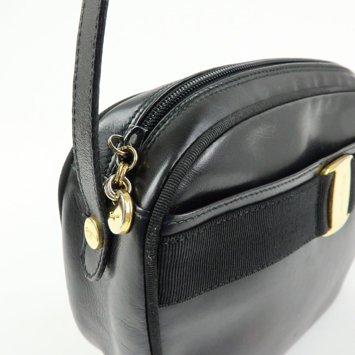 Salvatore Ferragamo Vara Bow Camera Leather, Black, Leather, Shoulder Bag