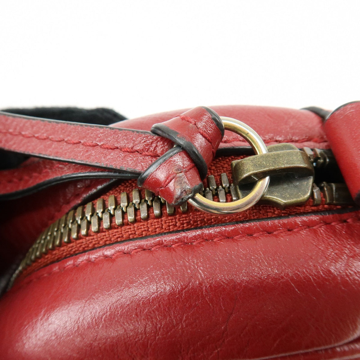 Gucci GG Marmont Round Matelasse Leather, Red, Leather, Shoulder Bag