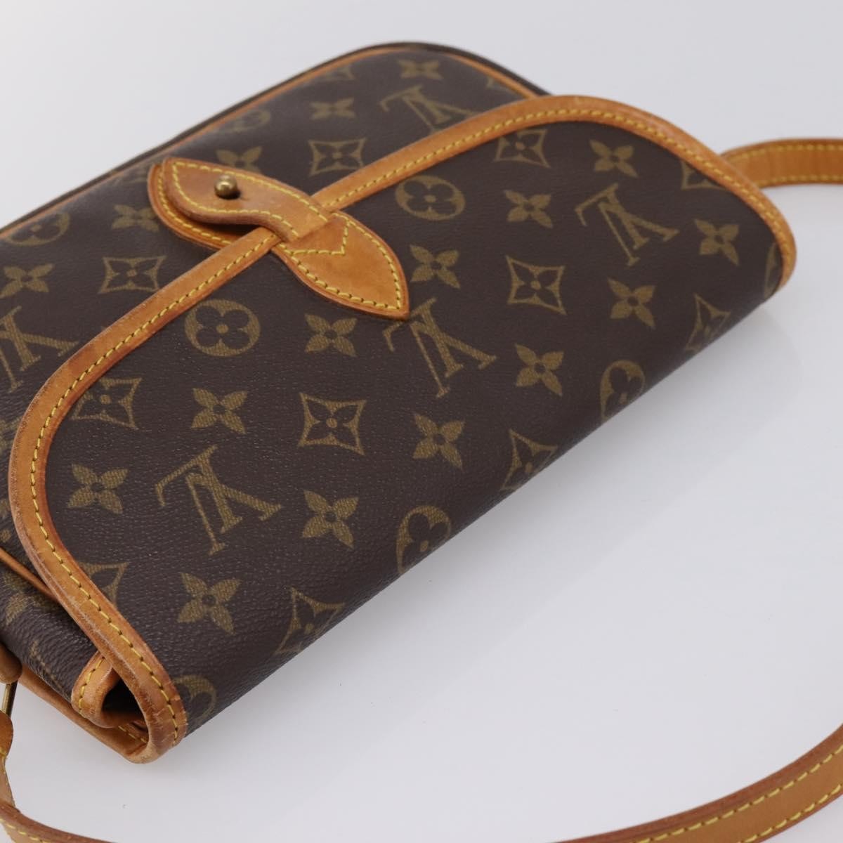Louis Vuitton Sac Gibeciere Messenger Monogram Canvas, Brown, Canvas, Shoulder Bag