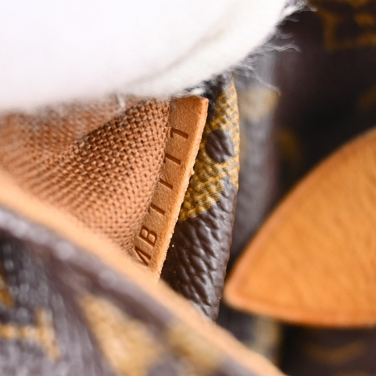 Louis Vuitton Totally Monogram, Brown, Canvas, Tote Bag