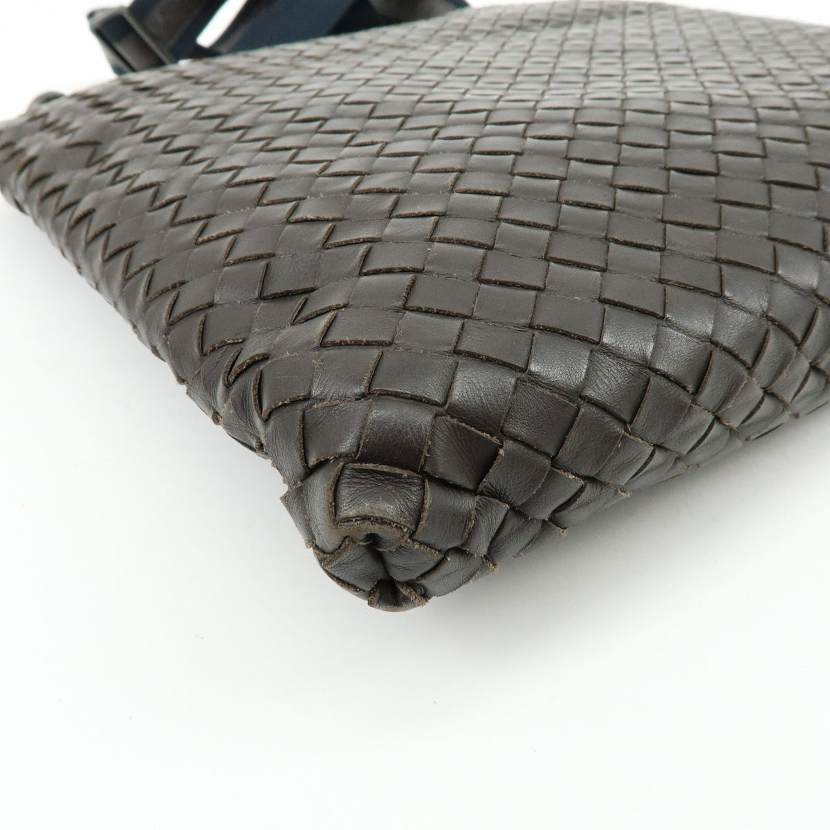 Bottega Veneta Flat Messenger Intrecciato Nappa, Brown, Leather, Handbag