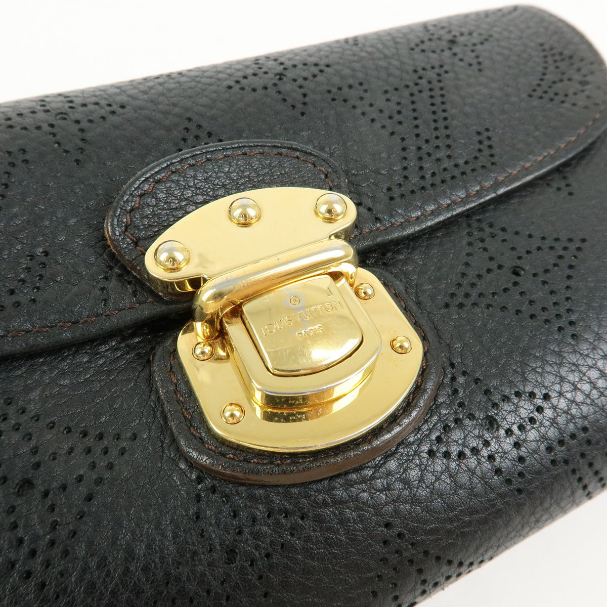 Louis Vuitton Amelia Mahina Leather, Black, Leather, Wallet