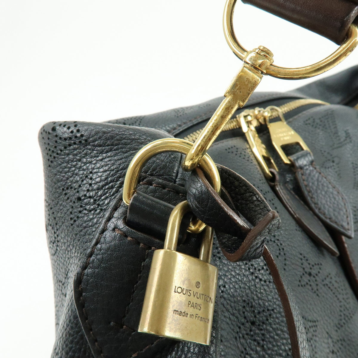 Louis Vuitton Selene Mahina Leather, Black, Leather, Handbag