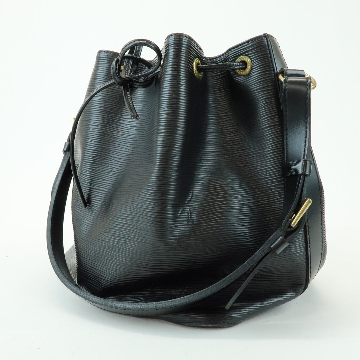 Louis Vuitton Petit Noe Epi Leather, Black, Leather, Handbag