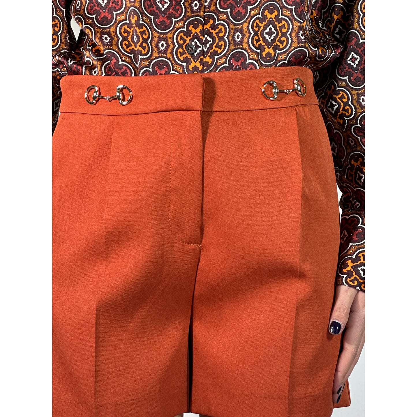 Vicolo Bit Pleat Front Trouser Shorts