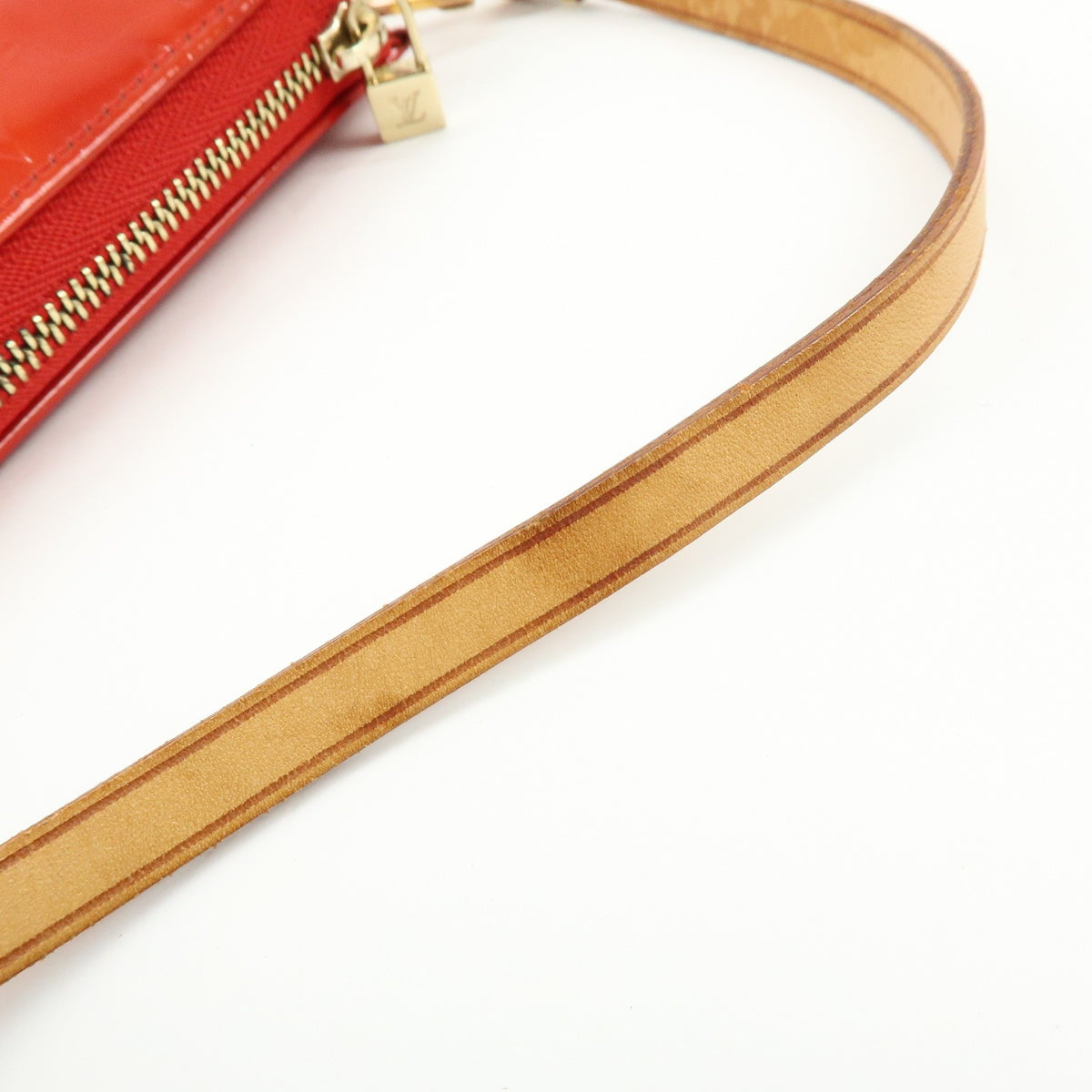 Louis Vuitton Lexington Pochette Monogram Vernis, Red, Patent Leather, Clutch