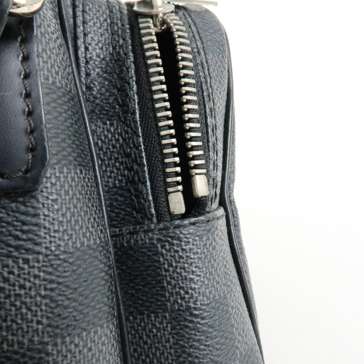 Louis Vuitton Rem Damier Graphite, Black, Canvas, Handbag