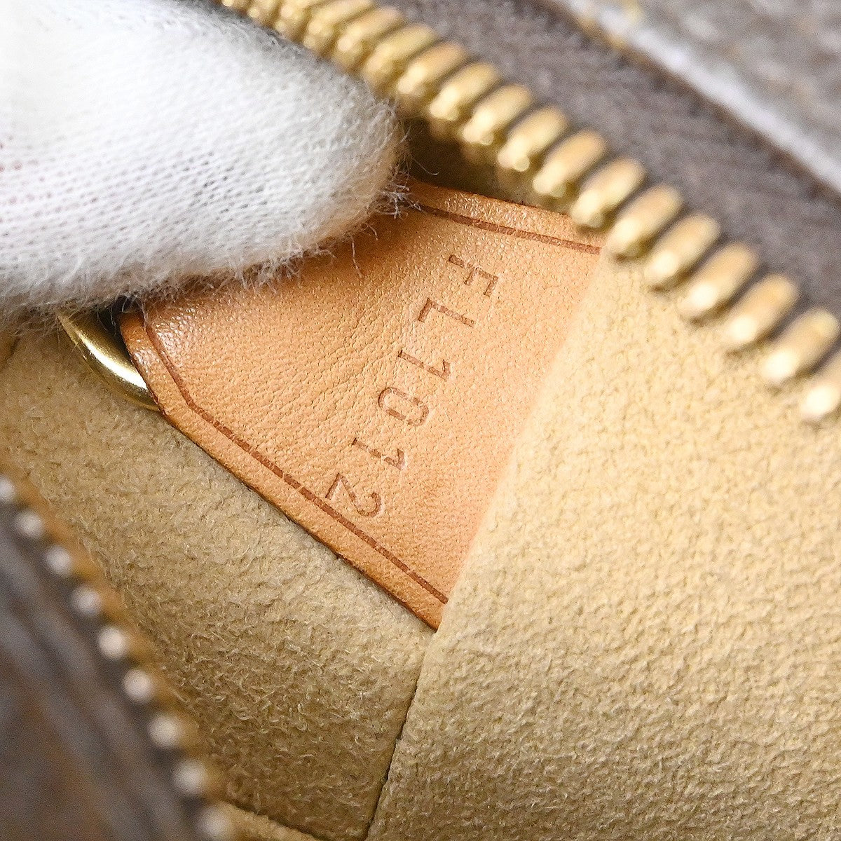 Louis Vuitton Cite Monogram Canvas, Brown, Canvas, Shoulder Bag