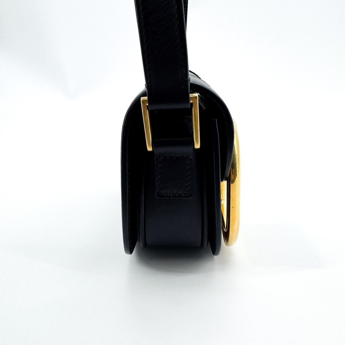 Valentino Garavani Supervee Leather, Black, Leather, Crossbody Bag