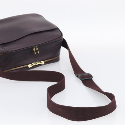 Louis Vuitton Reporter Taiga Leather, Burgundy, Leather, Shoulder Bag