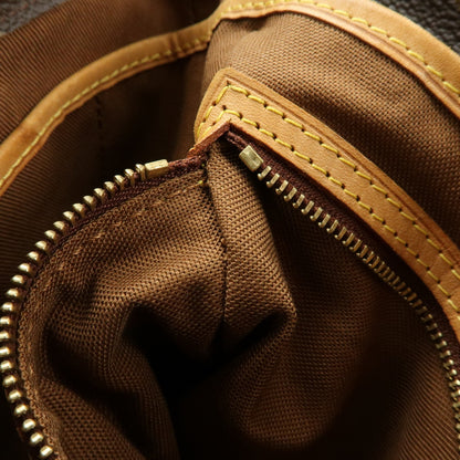 Louis Vuitton Vavin Monogram Canvas, Brown, Canvas, Tote Bag