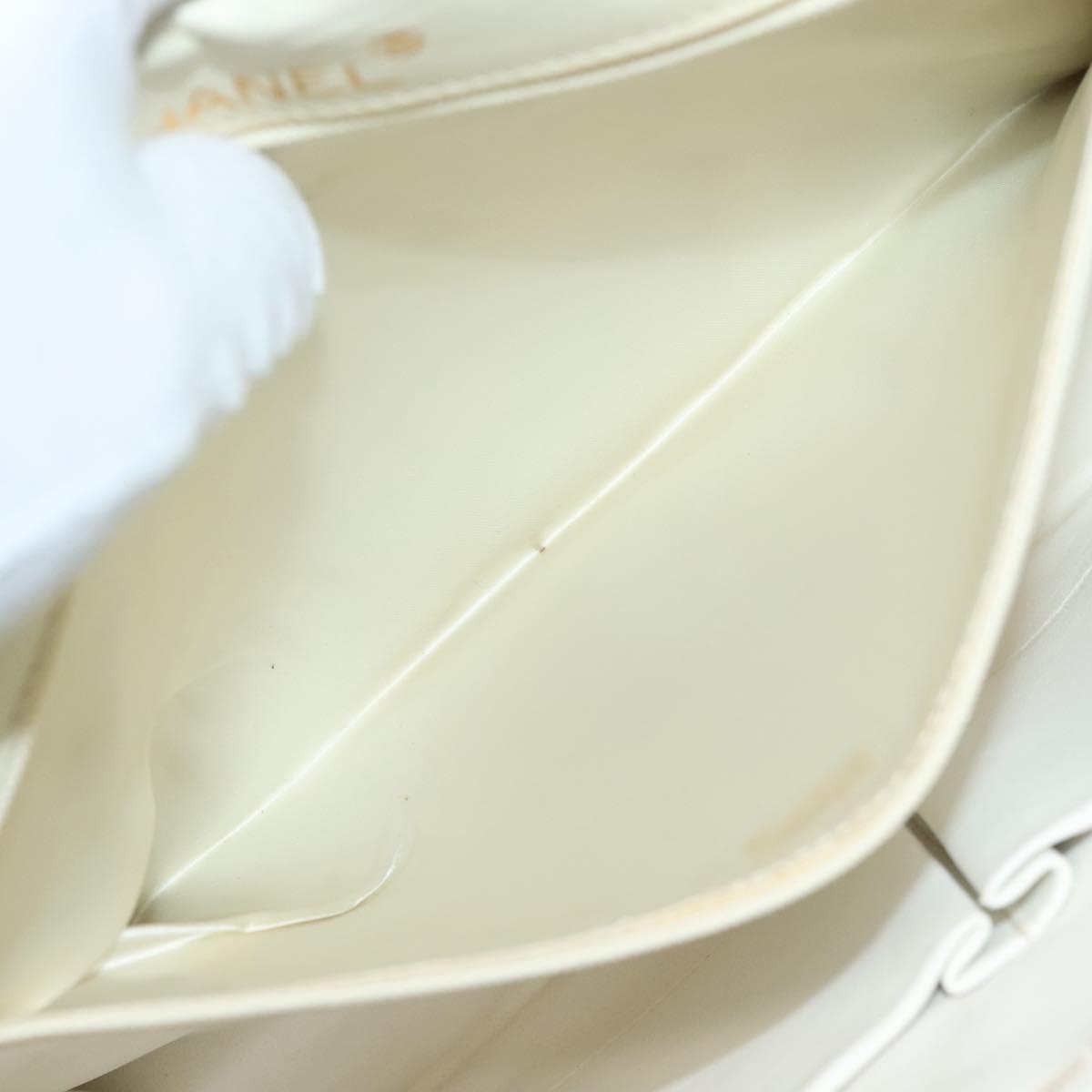 Chanel Demi Lune, White, Leather, shoulder