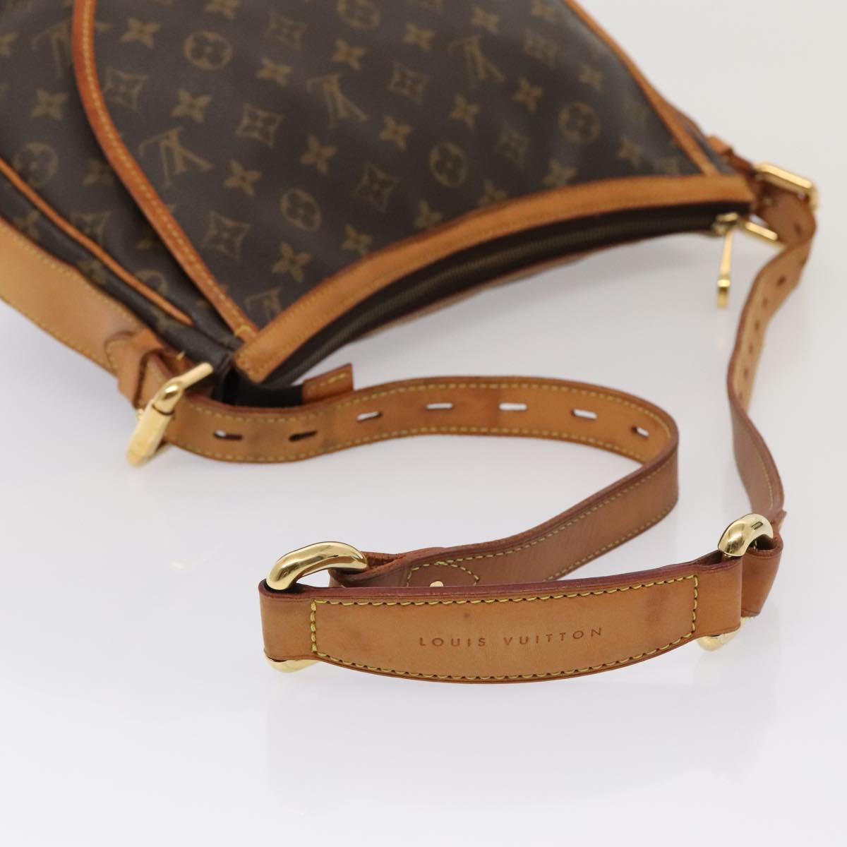 Louis Vuitton Tulum, Brown, Canvas, shoulder