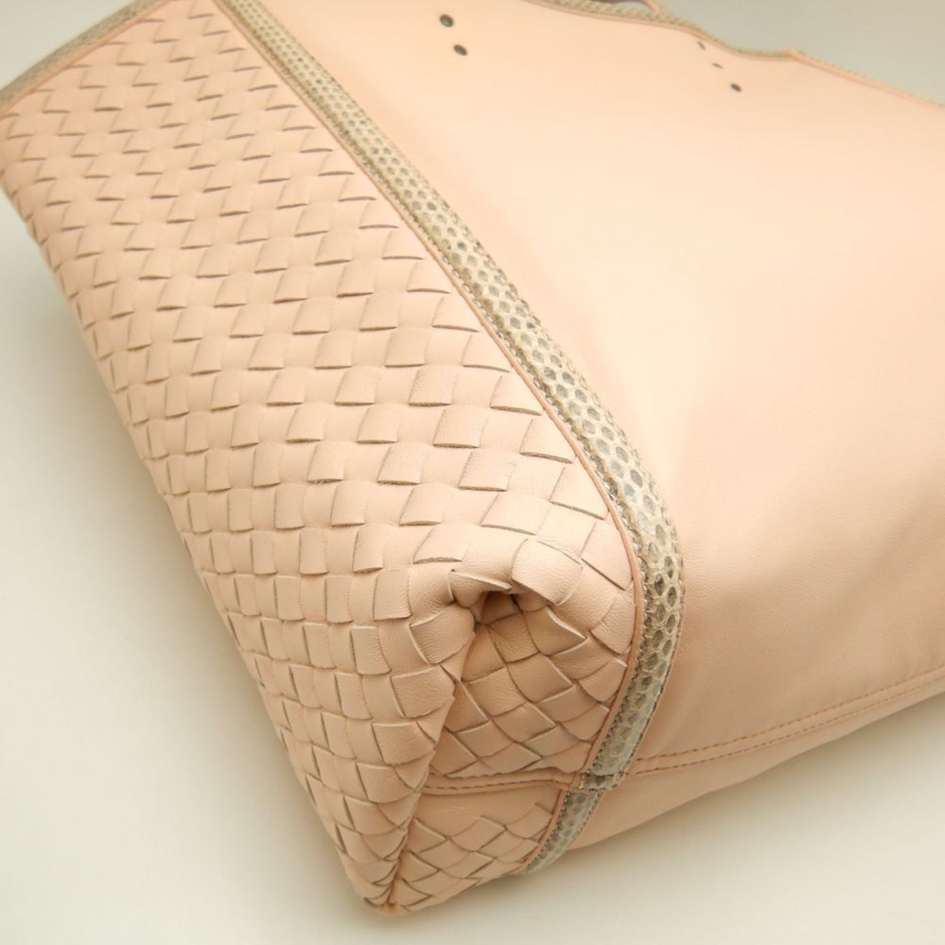 Bottega Veneta Intrecciato, Pink, Leather, tote