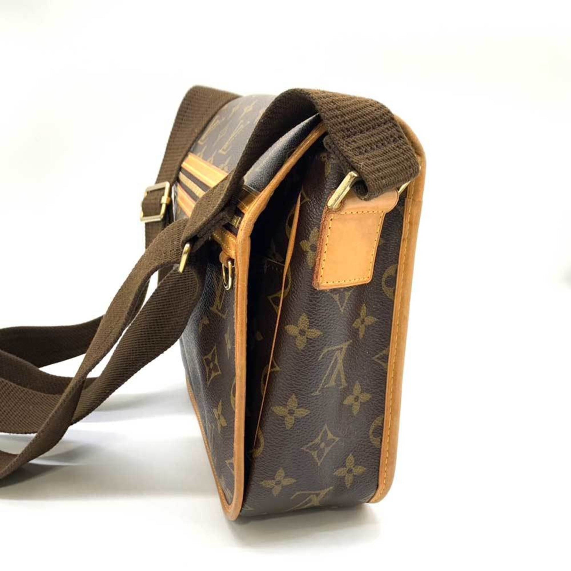 Louis Vuitton Bosphore, Brown, Canvas, shoulder