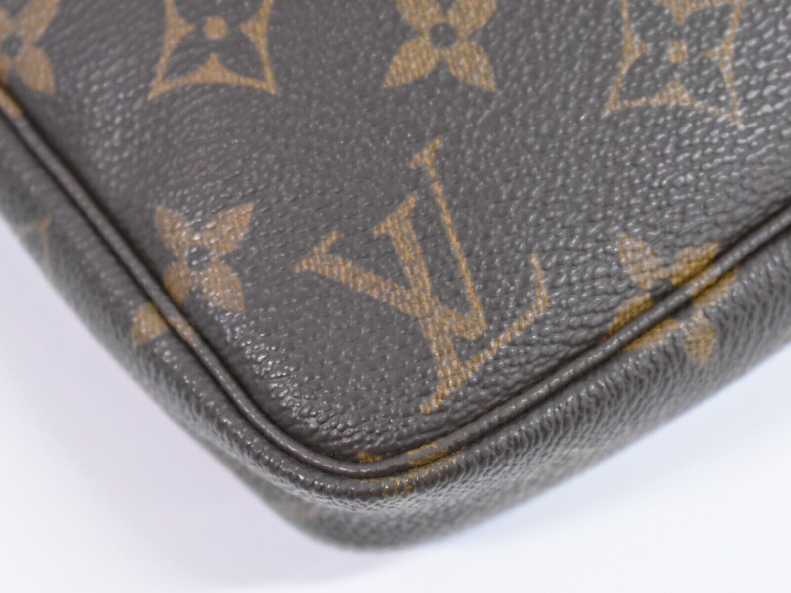 Louis Vuitton Pochette Accessoire, Brown, Canvas, clutch