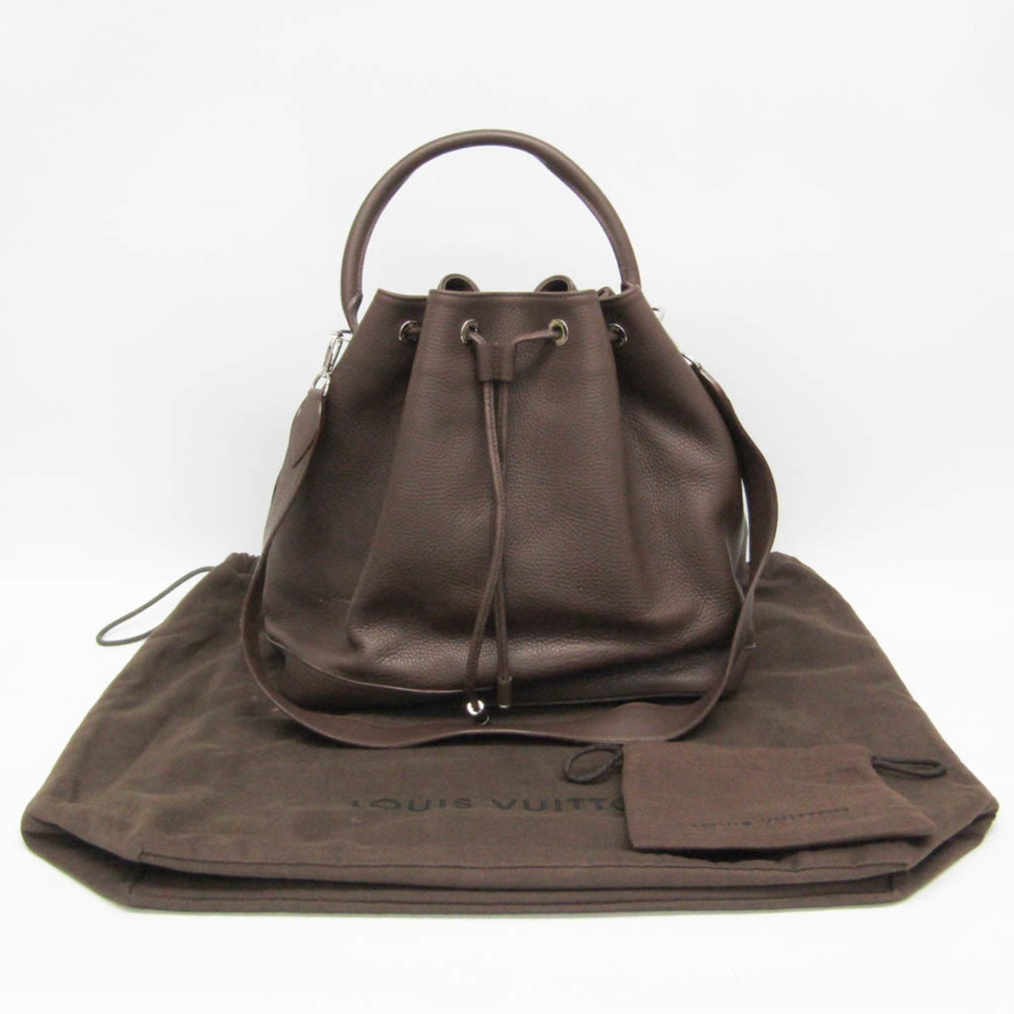 Louis Vuitton Noé, Brown, Leather, shoulder