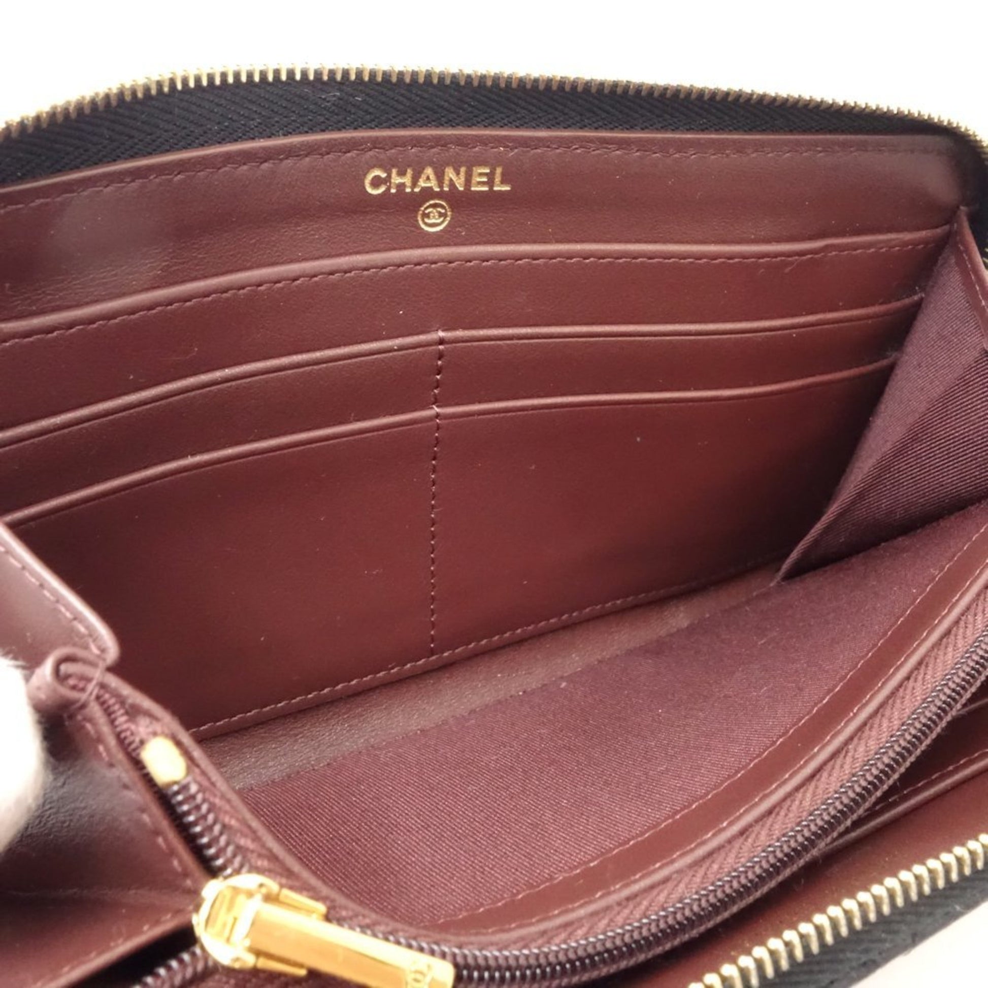 Chanel Matelassé, Black, Leather, wallet