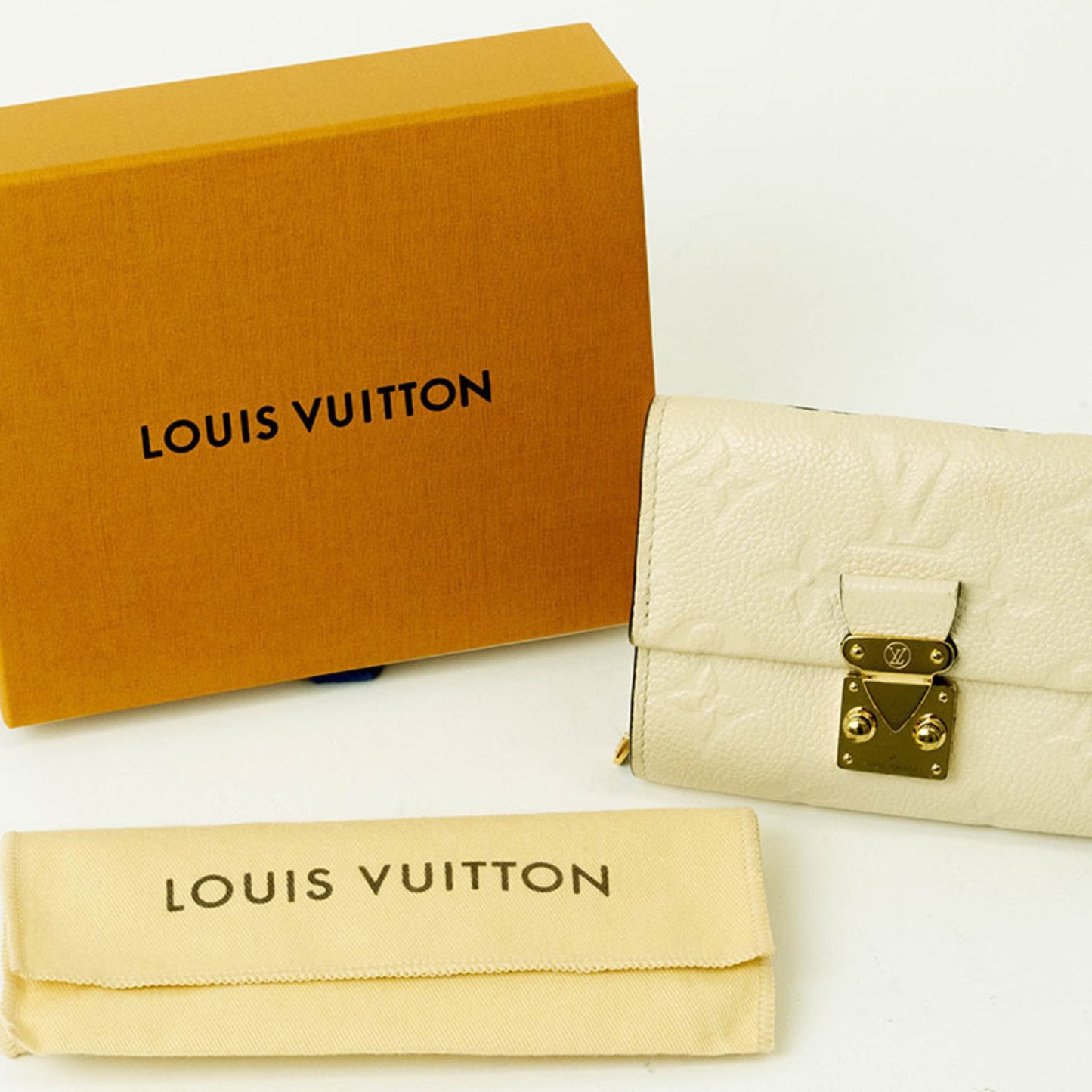 Louis Vuitton Métis, Beige, Leather, wallet